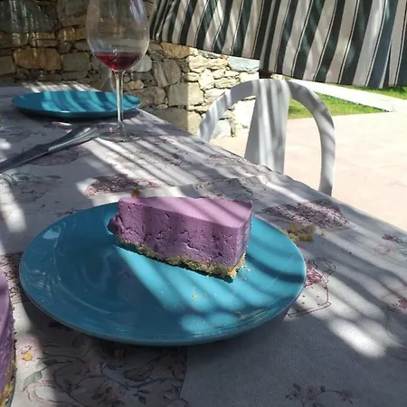 Ort Holiday's Time Bed & Breakfast 3*