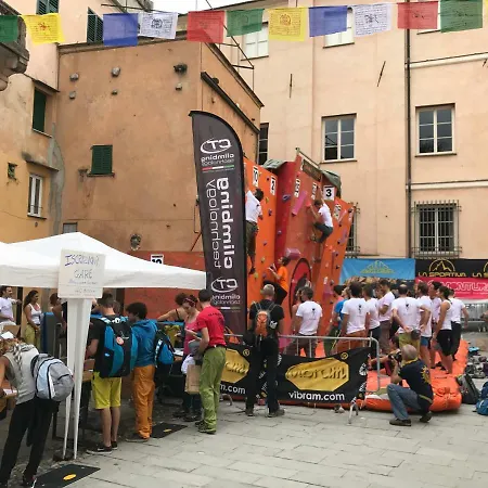 ベッド・アンド・ブレックファスト Ort Holiday's Time 3*